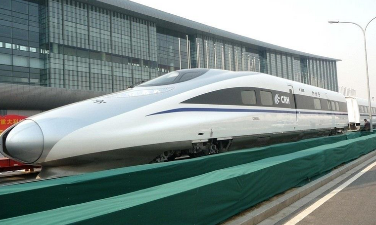 貨運列車運輸?shù)奈锪? width=